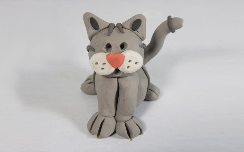 gato hecho en plastilina